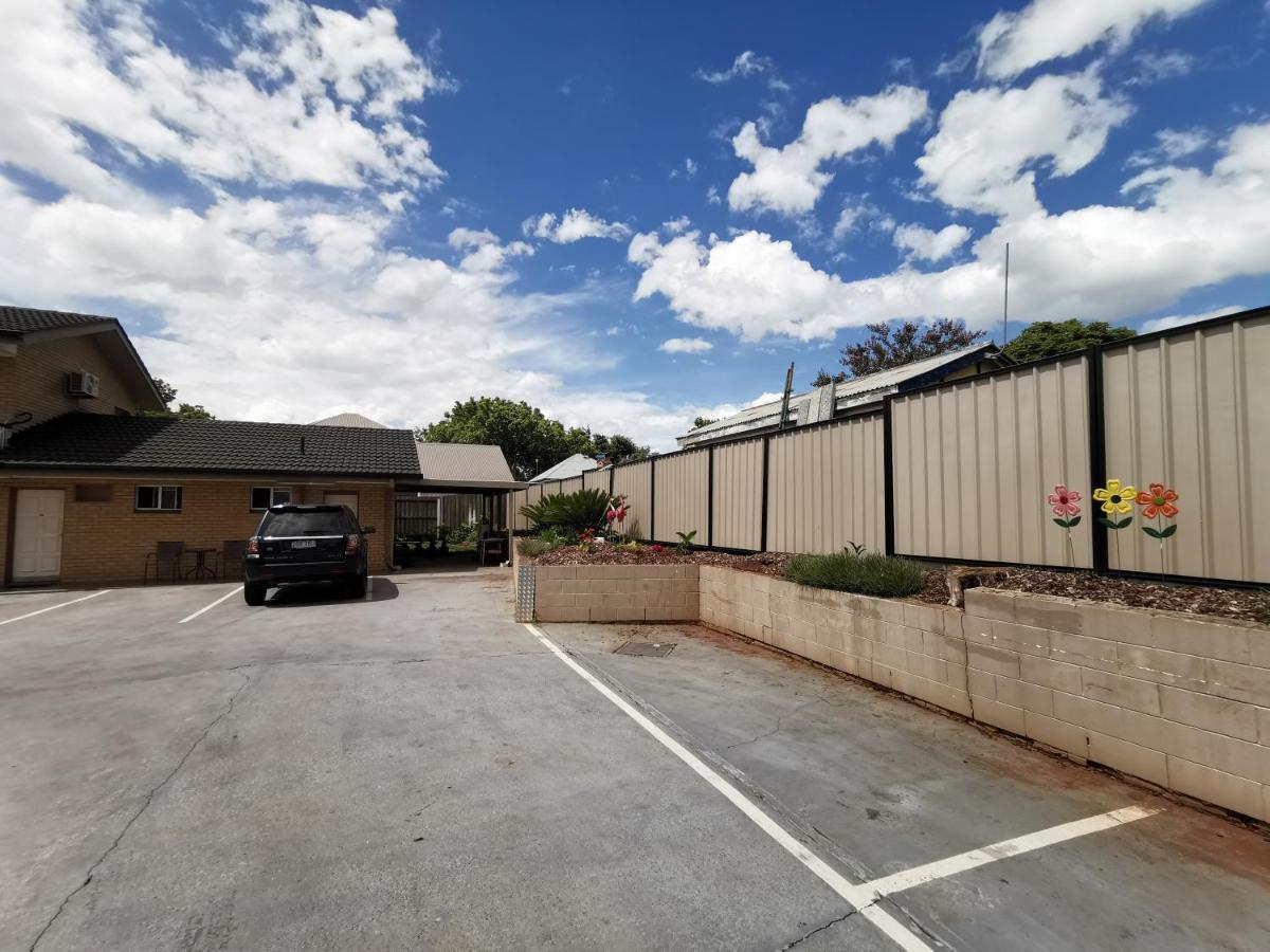 Leichhardt Motor Inn Toowoomba Exterior foto